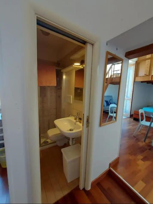 Second Floor - No Lift Appartement Bari